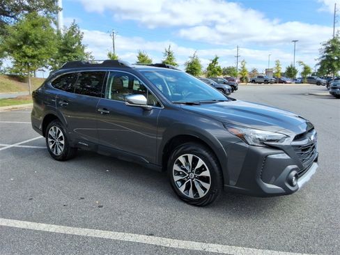 Used 2024 Subaru Outback Touring XT image 3