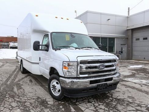 New 2026 Ford E-450 and Econoline 450 Super Duty w/ Power Equipment Group image 3