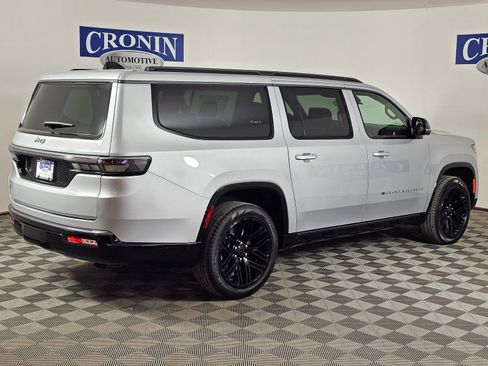 New 2026 Jeep Grand Wagoneer L Limited AWD/4WD image 5