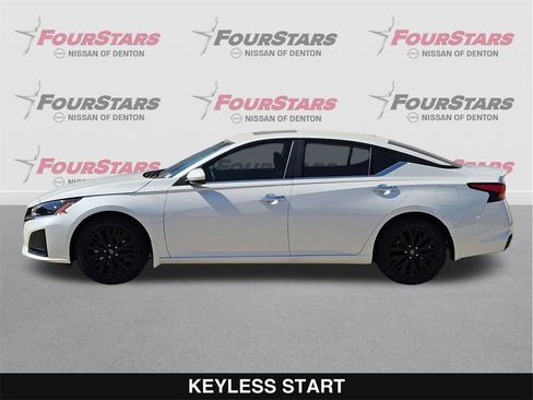 New 2025 Nissan Altima 2.5 SV image 8