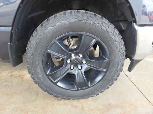 Used 2019 RAM 1500 Big Horn AWD/4WD image 65