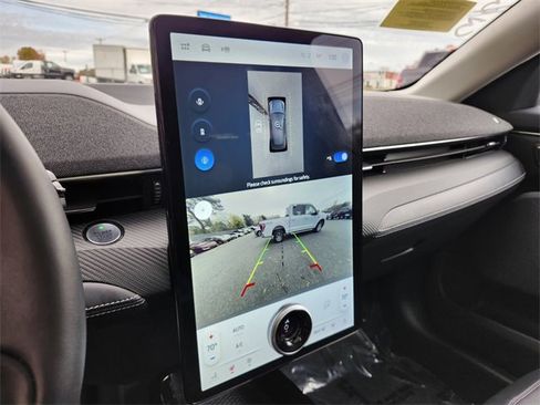 Certified 2022 Ford Mustang Mach-E Premium image 21