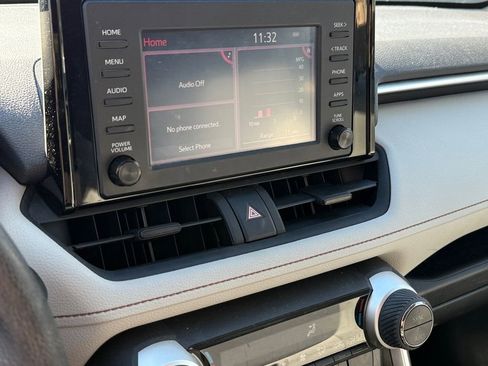 Certified 2019 Toyota RAV4 XLE w/ All Weather Liner Package image 30