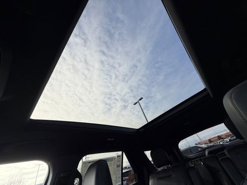 New 2026 Ford Explorer ST-Line w/ ST-Line Street Pack image 38