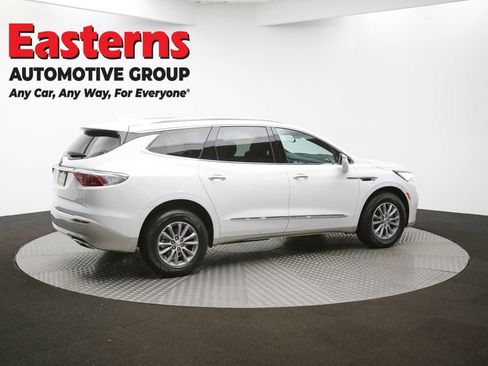 Used 2024 Buick Enclave Premium image 46