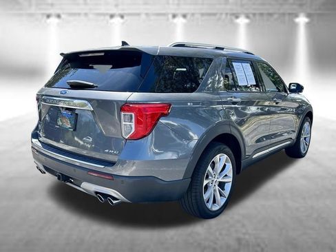 Used 2023 Ford Explorer Platinum w/ Technology Package AWD/4WD image 5