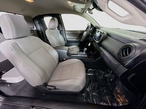 Used 2020 Toyota Tacoma SR w/ SX Package AWD/4WD image 27