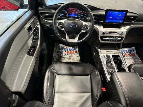 Used 2023 Ford Explorer XLT w/ Equipment Group 202A image 25