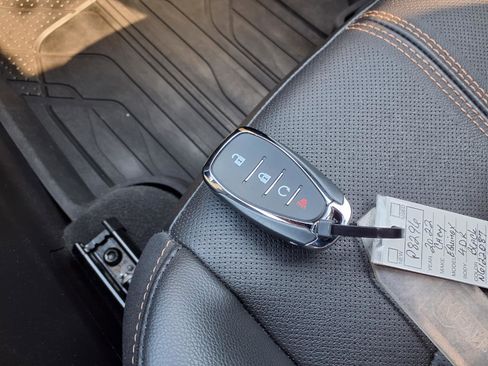 Used 2022 Chevrolet Equinox Premier image 15