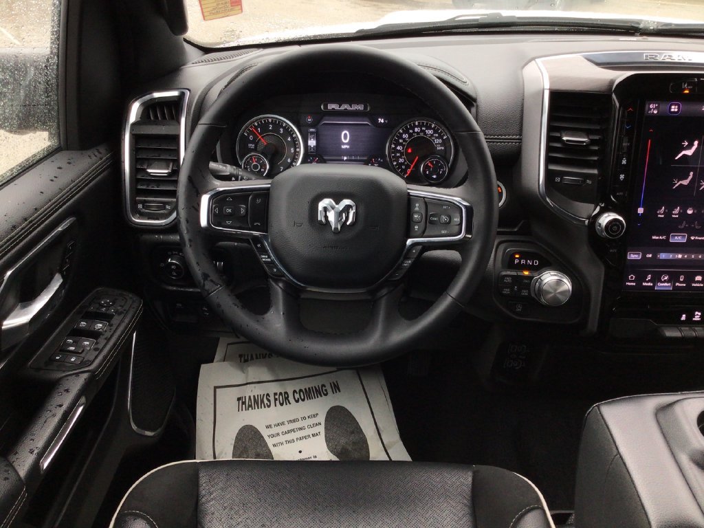 Used 2025 RAM 1500 Laramie AWD/4WD image 14
