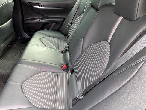 Used 2022 Toyota Camry SE w/ Convenience Package image 30