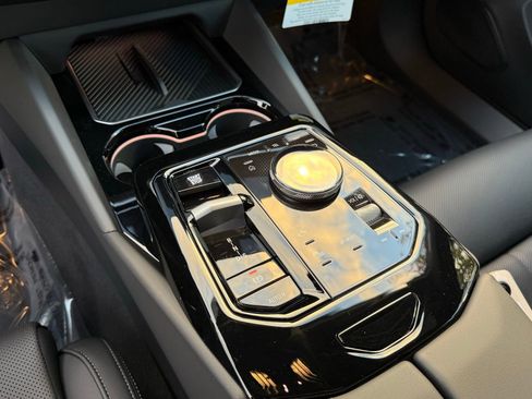 New 2026 BMW 530i xDrive w/ M Sport Package image 26