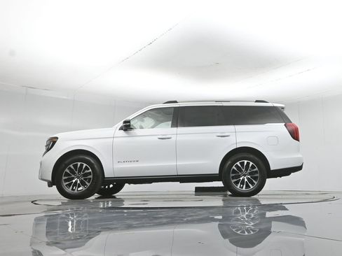 Used 2025 Ford Expedition Platinum AWD/4WD image 51