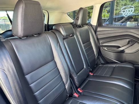 Used 2016 Ford Escape Titanium w/ Canadian Touring Package AWD/4WD image 22