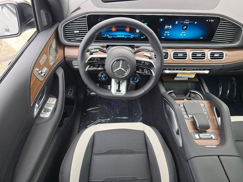 New 2026 Mercedes-Benz GLE 63 AMG S image 25