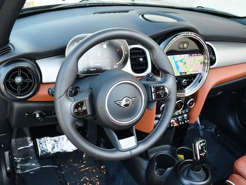 Used 2024 MINI Cooper S w/ Signature Upholstery Package FWD image 11