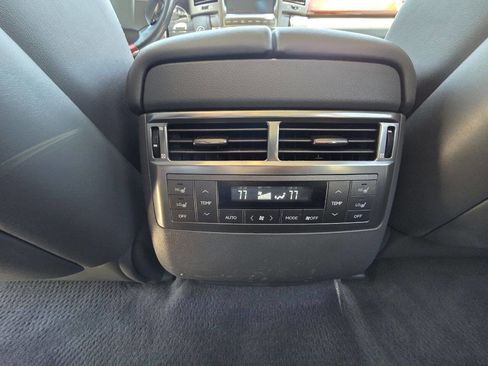 Used 2009 Lexus LX 570 4WD image 17