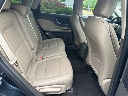 Certified 2022 Lincoln Corsair Reserve w/ Elements Package FWD image 17