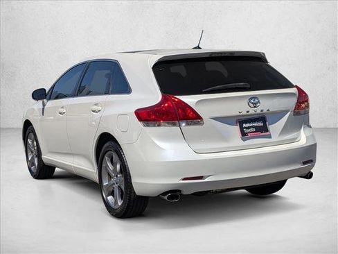Used 2010 Toyota Venza image 8