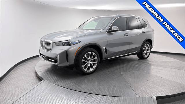Used 2025 BMW X5 sDrive40i RWD image 2