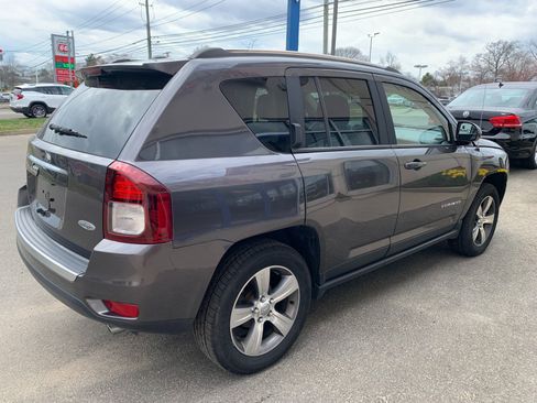 Used 2016 Jeep Compass High Altitude AWD/4WD image 7