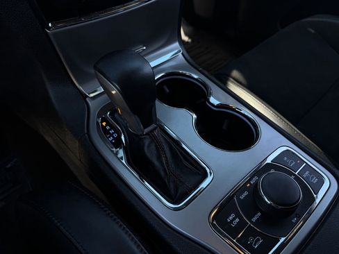 Used 2021 Jeep Grand Cherokee Trailhawk image 21