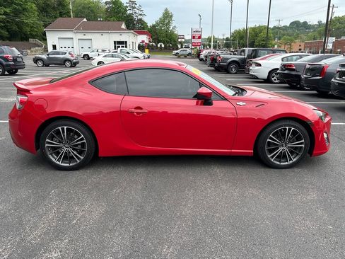 Used 2013 Scion FR-S RWD image 6