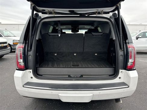 Used 2020 GMC Yukon Denali w/ Denali Ultimate Package image 25