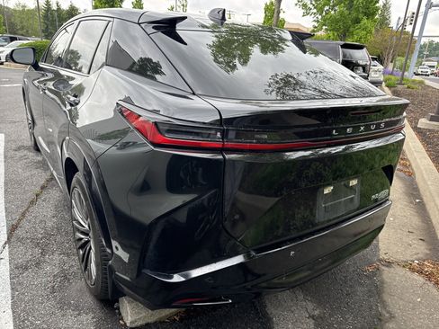 Used 2023 Lexus RZ 450e Premium w/ Cold Area Package AWD/4WD image 2