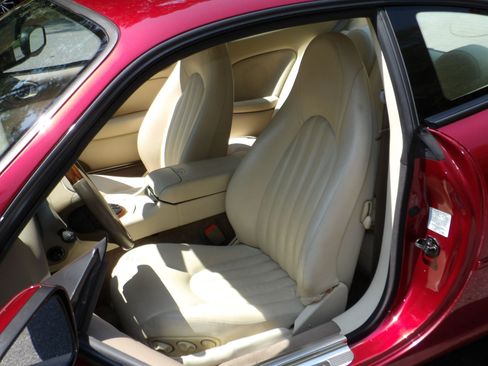 Used 1997 Jaguar XK8 Coupe RWD image 5