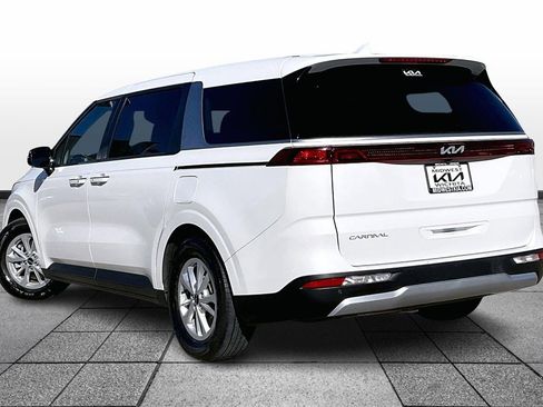 Certified 2024 Kia Carnival LX image 11