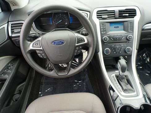 Used 2016 Ford Fusion S FWD image 21