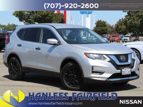 Used 2020 Nissan Rogue S FWD image 1