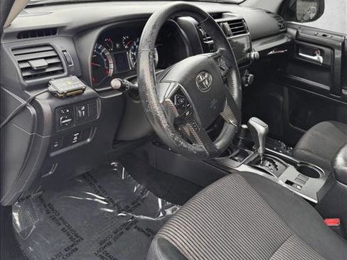 Used 2016 Toyota 4Runner Trail image 12