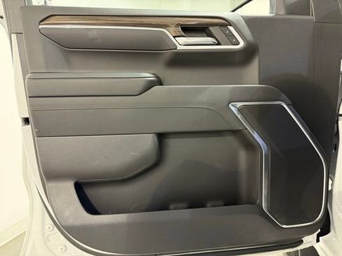 Certified 2022 Chevrolet Silverado 1500 LT w/ Z71 Off-Road Package image 9