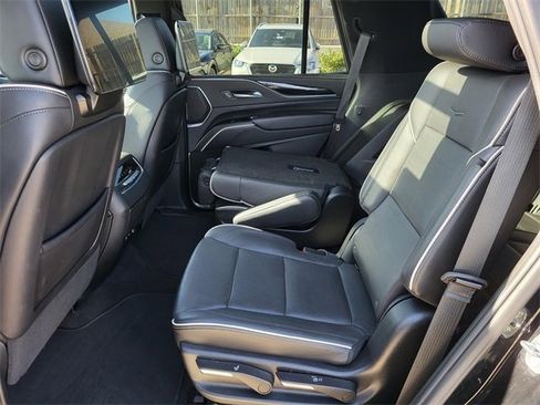 Used 2023 Cadillac Escalade Sport image 14