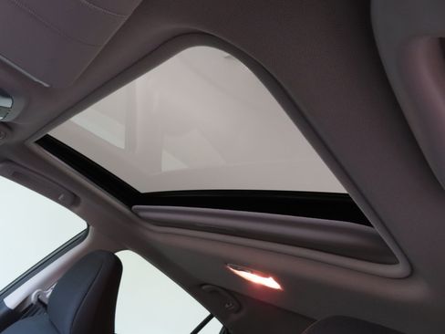 Used 2025 Subaru Impreza 2.0i Sport image 22