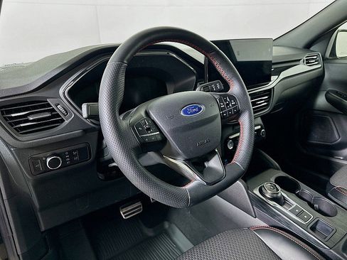 Used 2023 Ford Escape ST-Line w/ Tech Pack #1 image 9