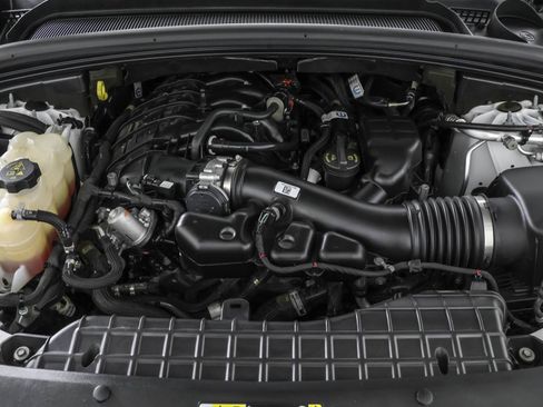 Used 2023 Jeep Grand Cherokee L Laredo image 52