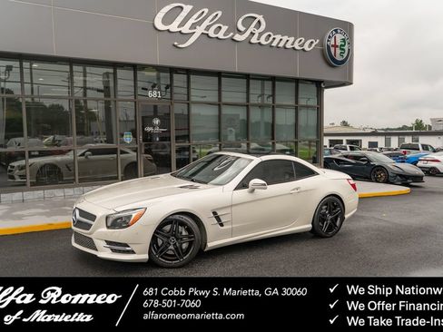 Used 2013 Mercedes-Benz SL 550 image 1