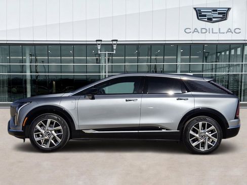 New 2026 Cadillac Optiq Luxury 1 image 3