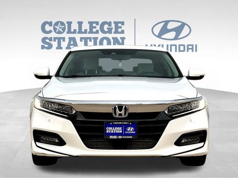 Used 2020 Honda Accord Touring image 5