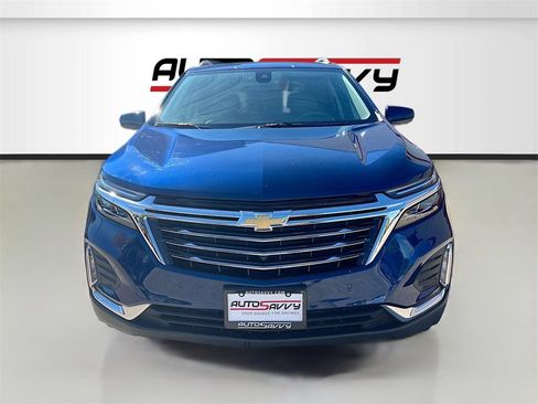 Used 2022 Chevrolet Equinox Premier image 2