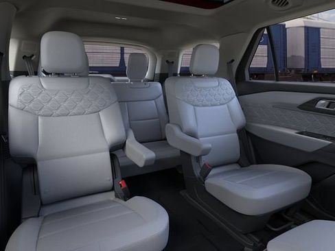 New 2026 Ford Explorer Platinum AWD/4WD image 11