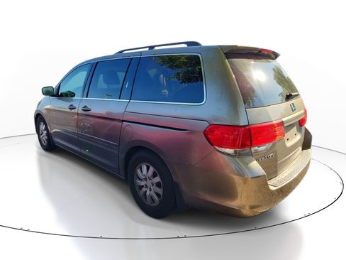 Used 2010 Honda Odyssey EX-L image 4