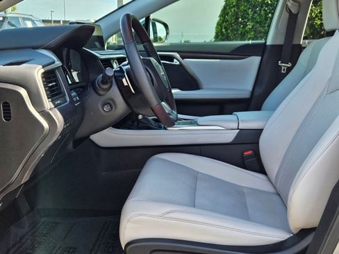 Used 2022 Lexus RX 350 FWD w/ Premium Package image 16