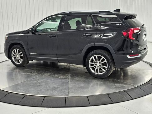 Used 2022 GMC Terrain SLT AWD/4WD image 3