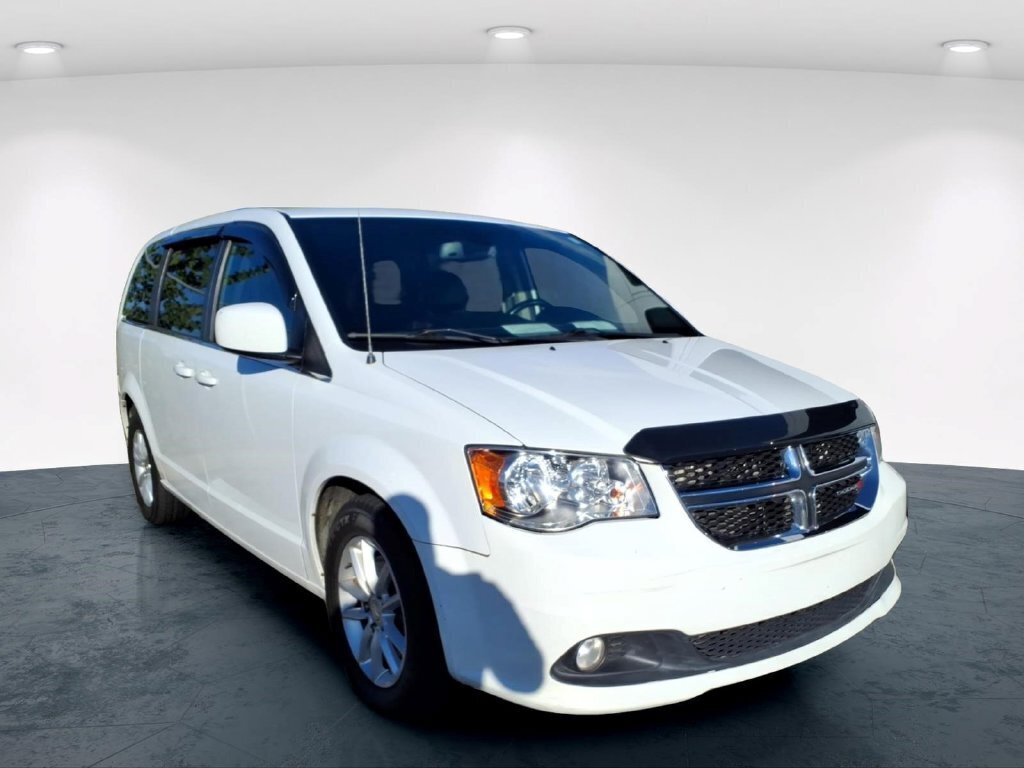 Used 2019 Dodge Grand Caravan SXT w/ Driver Convenience Group FWD image 8