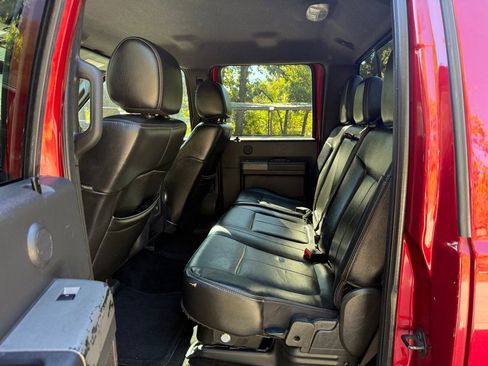 Used 2014 Ford F250 Lariat w/ Chrome Package image 34