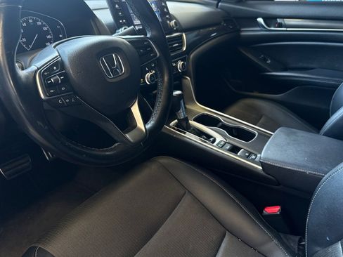 Used 2022 Honda Accord Sport image 7